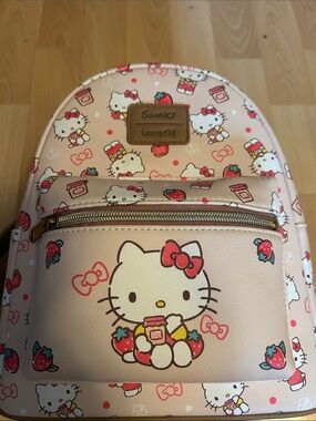 ❤️Sanrio Hello Kitty Strawberry Mini Backpack